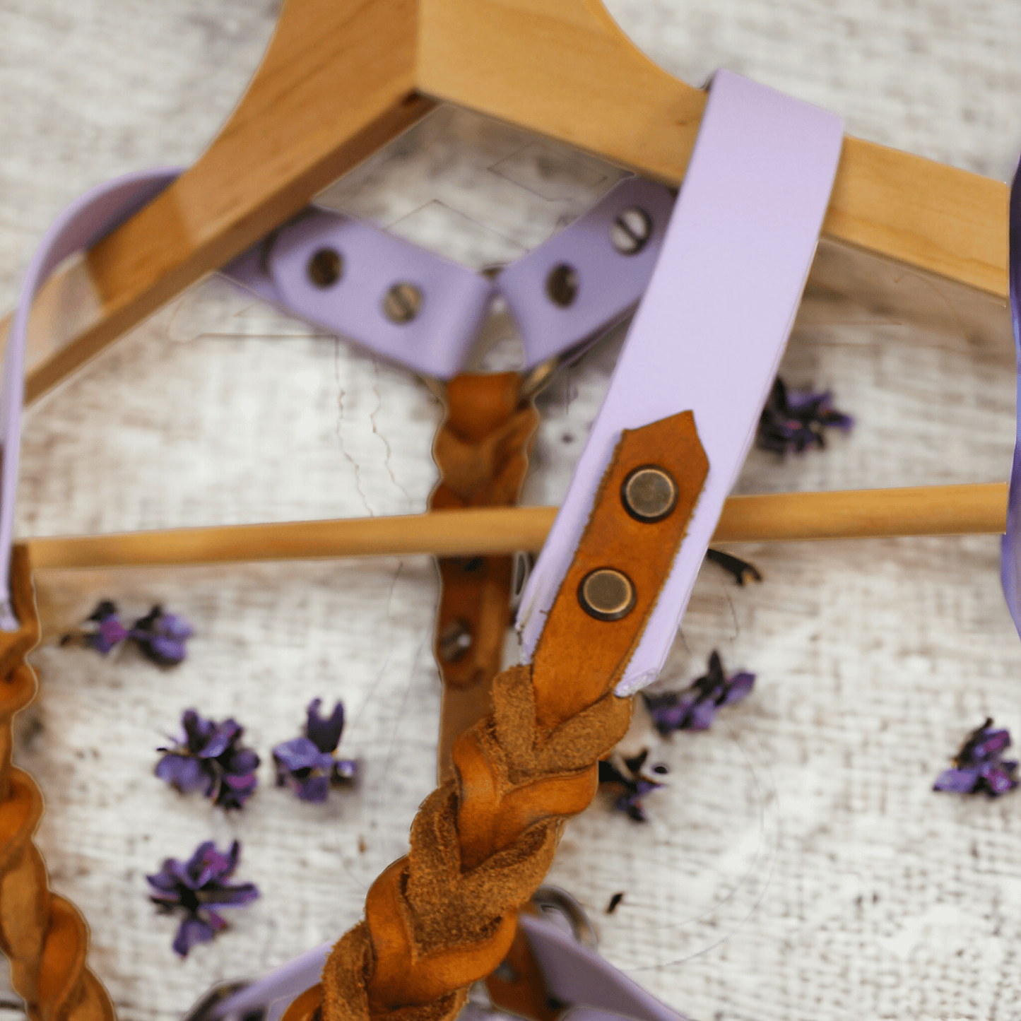 GESTALTE SELBST - Biothane - Leder - Geschirr - Milas Leash